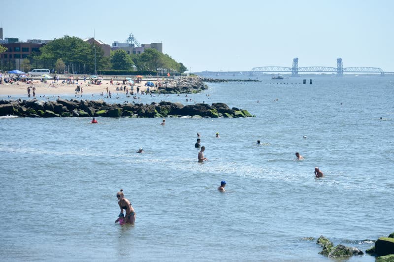 Manhattan Beach Park tennis courts