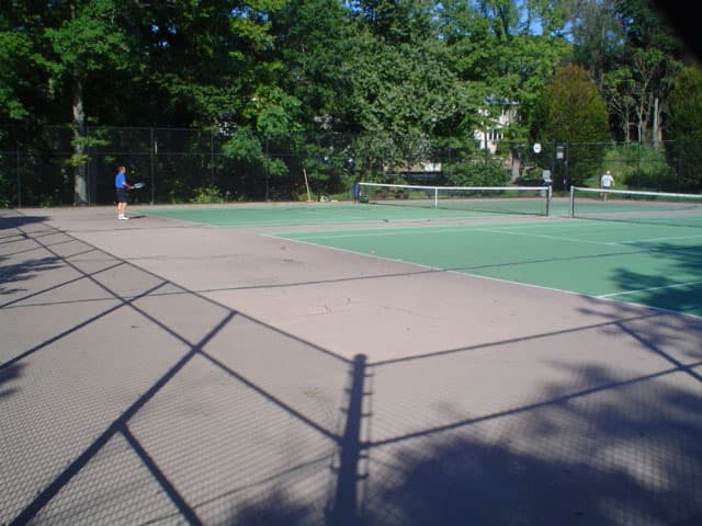 Wolfe's Pond Park tennis courts 2